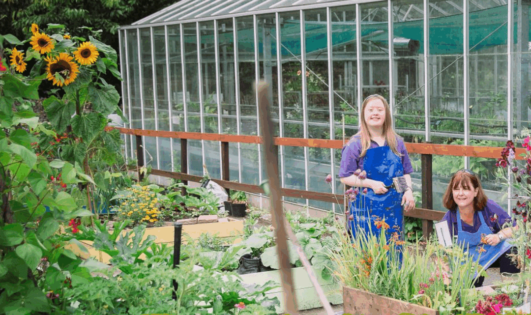 Jag Tamber – Senior Tutor (QTLS)